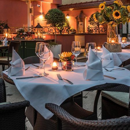 Landhotel Restaurant Zur Krone Gottenheim エクステリア 写真