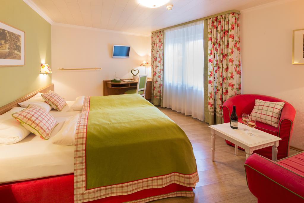 Landhotel Restaurant Zur Krone Gottenheim 部屋 写真