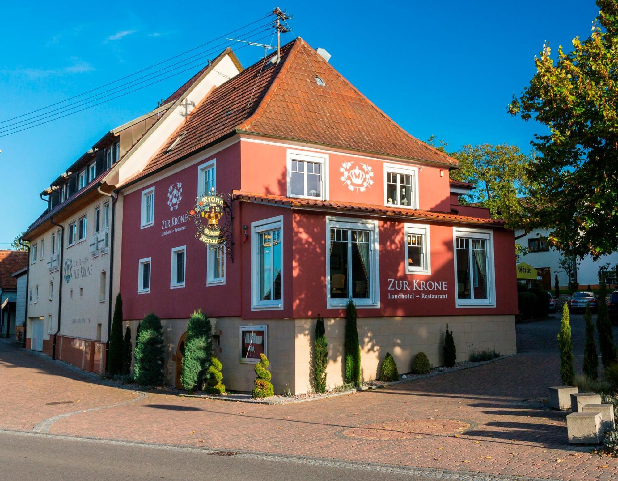Landhotel Restaurant Zur Krone Gottenheim エクステリア 写真