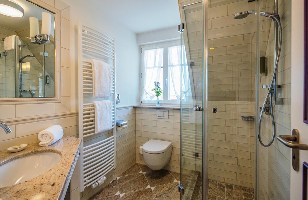 Landhotel Restaurant Zur Krone Gottenheim エクステリア 写真